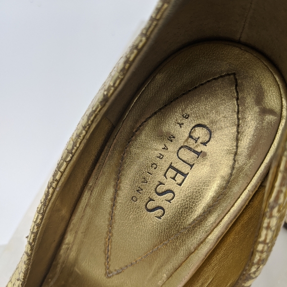 GUESS by Marciano 8M Vintage Gold Pumps - Picture 5 of 6